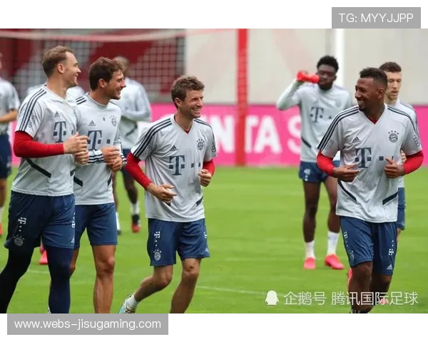 德甲与学校合作推广体育精神，万名学生参与讲座